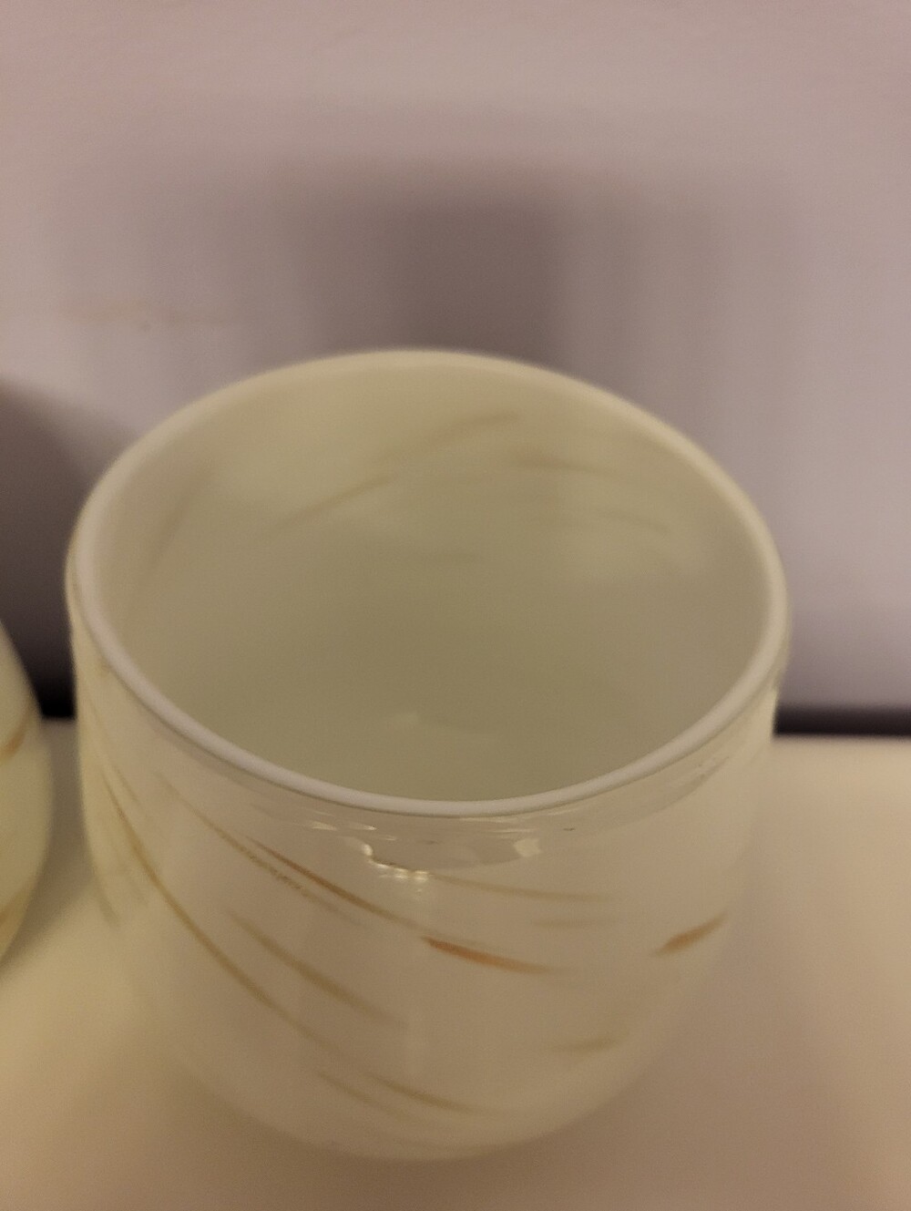 Set of 2 Murano Handblown White Glass Votive Holders with Gold Brushstrokes - Picture 3 of 13